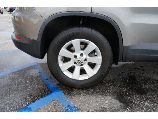 Volkswagen Tiguan 2009 photo 1