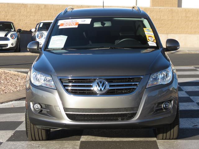 Volkswagen Tiguan 2010 photo 2