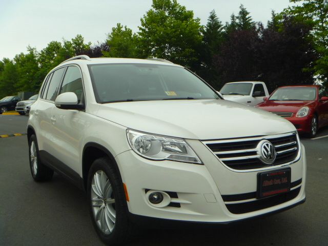 Volkswagen Tiguan 2010 photo 4