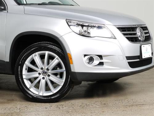 Volkswagen Tiguan 2011 photo 3