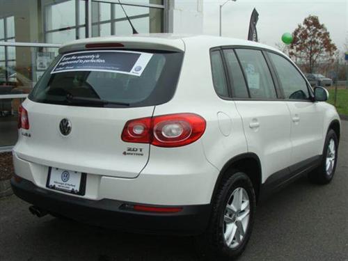 Volkswagen Tiguan 2011 photo 3