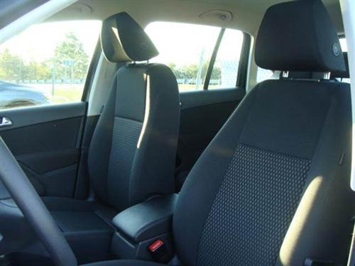 Volkswagen Tiguan 2011 photo 3