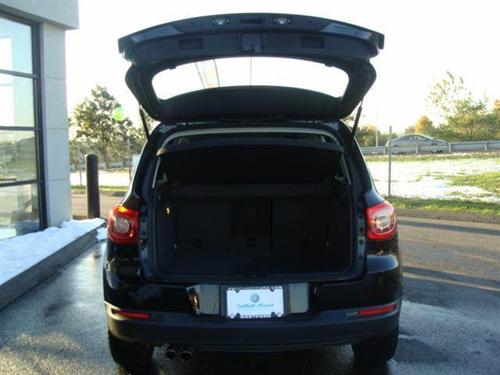 Volkswagen Tiguan 2011 photo 4