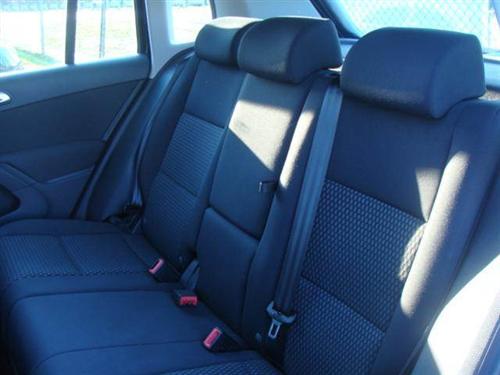 Volkswagen Tiguan 2011 photo 5