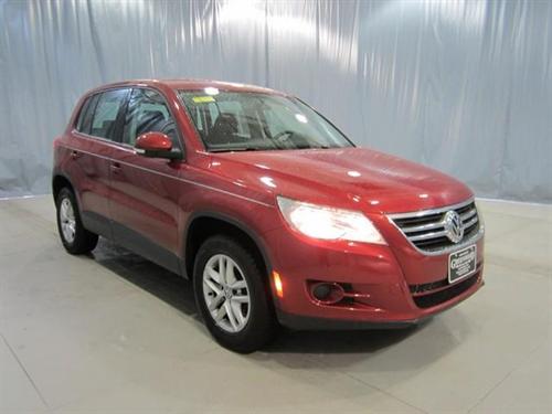 Volkswagen Tiguan 2011 photo 2