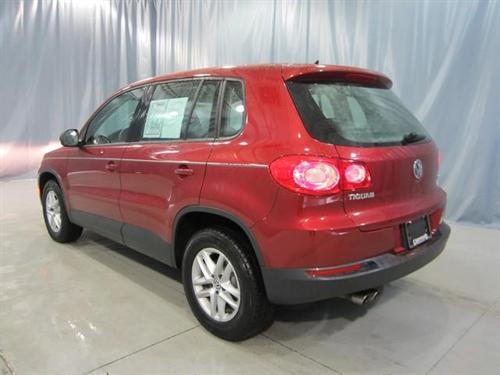 Volkswagen Tiguan 2011 photo 4