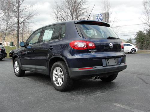 Volkswagen Tiguan 2011 photo 2