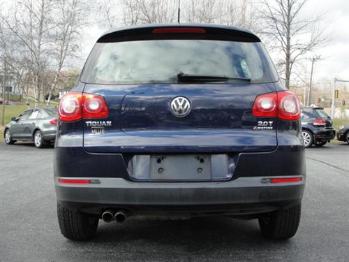 Volkswagen Tiguan 2011 photo 3