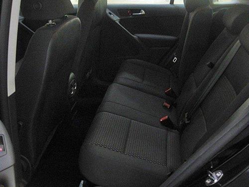 Volkswagen Tiguan 2011 photo 1