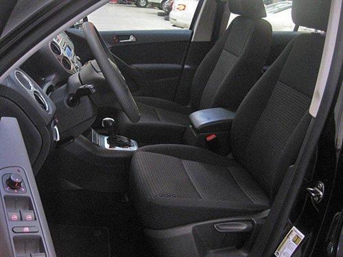 Volkswagen Tiguan 2011 photo 3