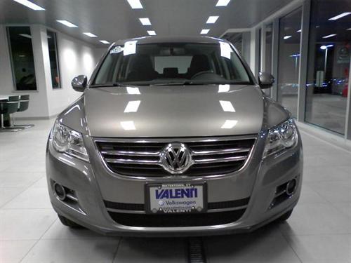Volkswagen Tiguan 2011 photo 1