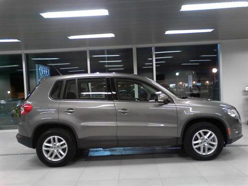 Volkswagen Tiguan 2011 photo 2