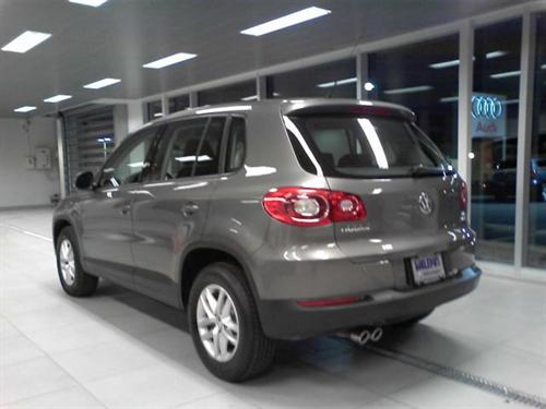Volkswagen Tiguan 2011 photo 5