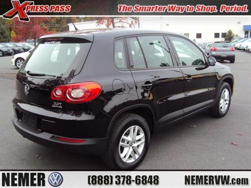 Volkswagen Tiguan 2011 photo 3