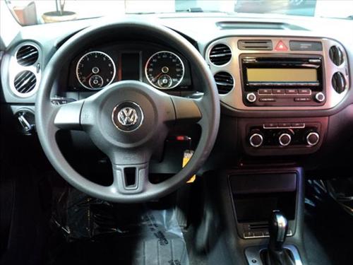 Volkswagen Tiguan 2011 photo 5