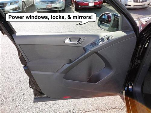 Volkswagen Tiguan 2011 photo 1