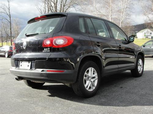 Volkswagen Tiguan 2011 photo 4