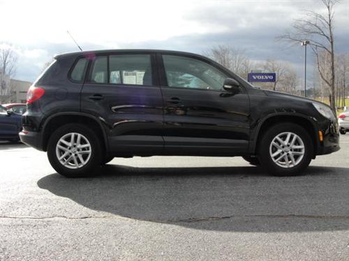 Volkswagen Tiguan 2011 photo 5