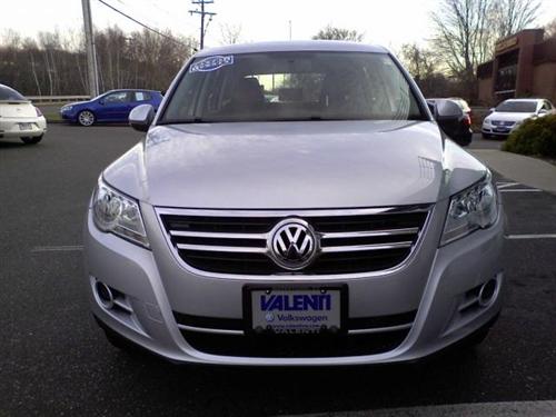 Volkswagen Tiguan 2011 photo 1