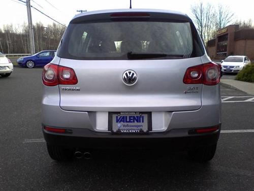 Volkswagen Tiguan 2011 photo 4
