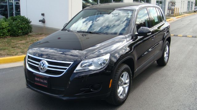 Volkswagen Tiguan 2011 photo 2