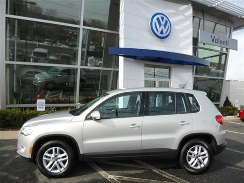 Volkswagen Tiguan 2011 photo 1