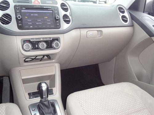 Volkswagen Tiguan 2011 photo 5