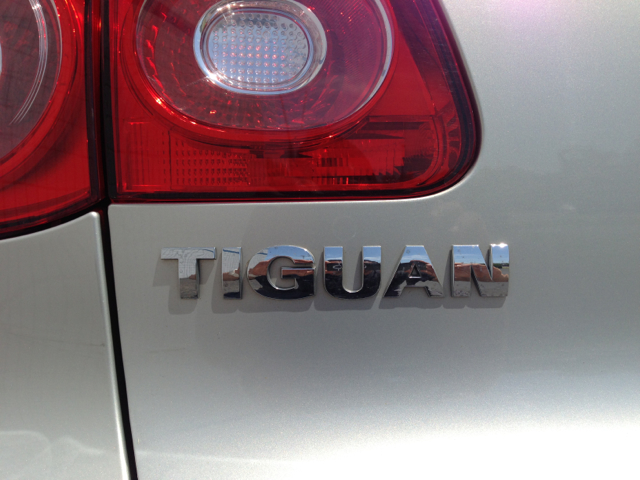 Volkswagen Tiguan 2011 photo 5