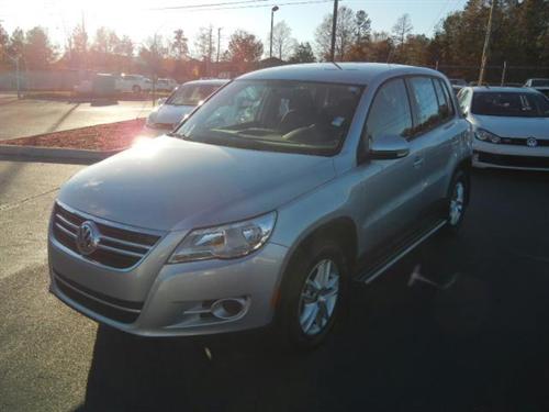 Volkswagen Tiguan 2011 photo 1