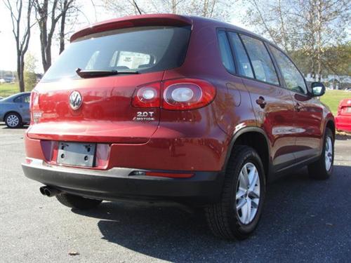 Volkswagen Tiguan 2011 photo 4