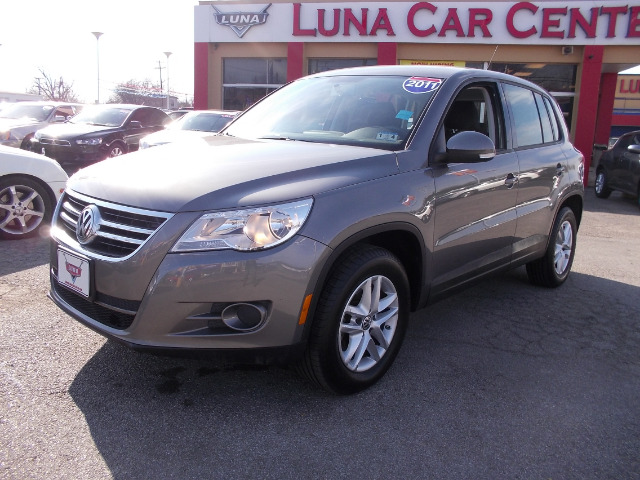 Volkswagen Tiguan 2011 photo 3