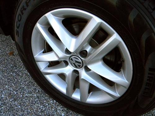 Volkswagen Tiguan 2011 photo 1