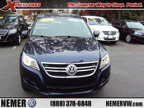 Volkswagen Tiguan 2011 photo 5