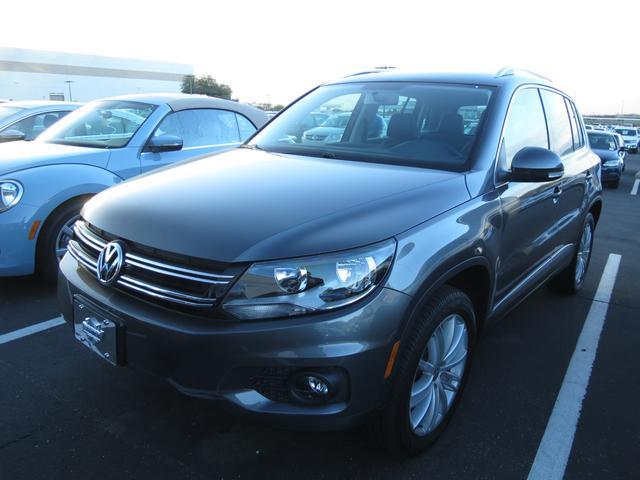 Volkswagen Tiguan 2012 photo 2