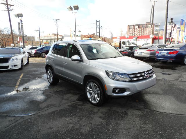 Volkswagen Tiguan 2013 photo 3