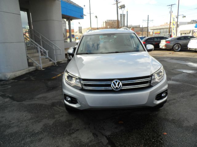 Volkswagen Tiguan 2013 photo 4