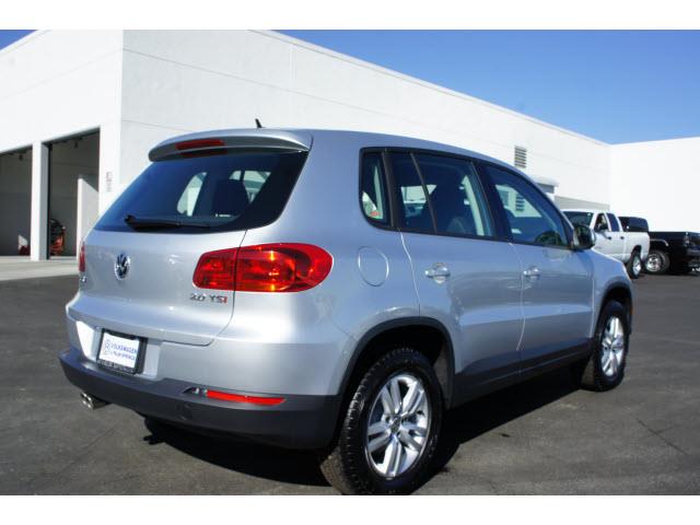 Volkswagen Tiguan 2014 photo 2