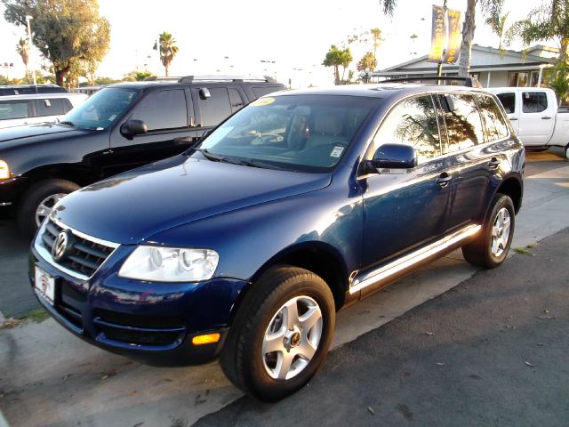 Volkswagen Touareg 2004 photo 2