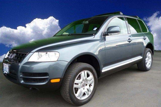 Volkswagen Touareg 2004 photo 1