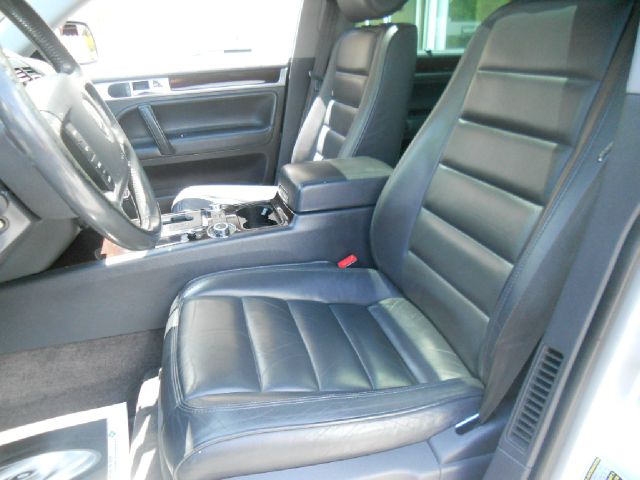 Volkswagen Touareg 2004 photo 3
