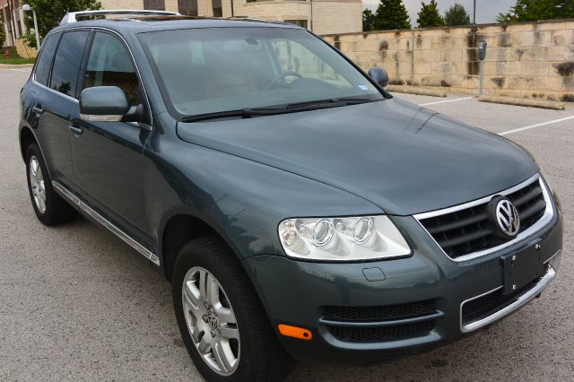 Volkswagen Touareg 2004 photo 3