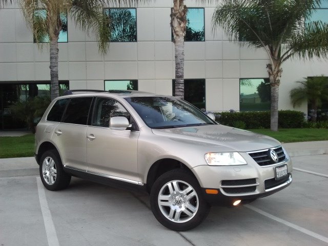 Volkswagen Touareg 2004 photo 2