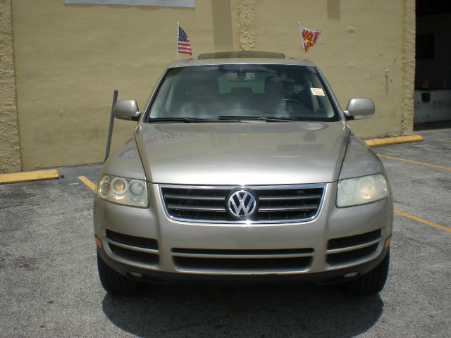 Volkswagen Touareg 2004 photo 24