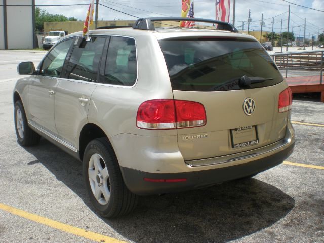 Volkswagen Touareg 2004 photo 27