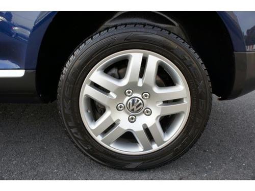 Volkswagen Touareg 2004 photo 1