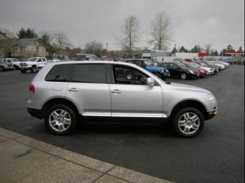 Volkswagen Touareg 2004 photo 1