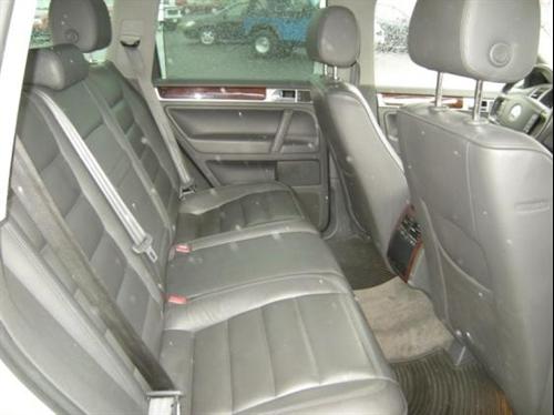 Volkswagen Touareg 2004 photo 2