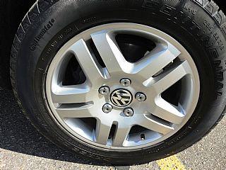 Volkswagen Touareg 2004 photo 1
