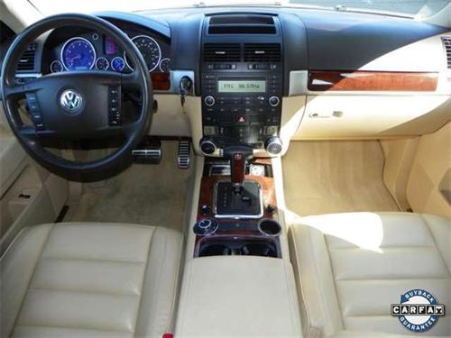 Volkswagen Touareg 2004 photo 3