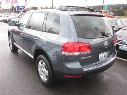 Volkswagen Touareg 2004 photo 1